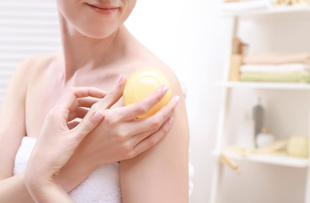 Можете ли да почистите вагината си с обикновен сапун за баня?