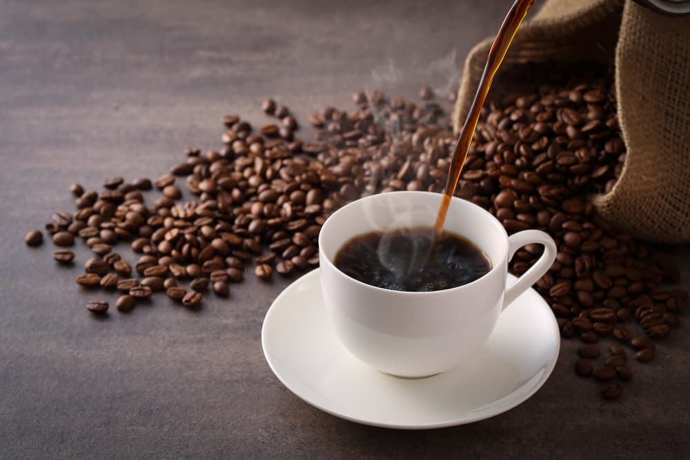 Bagi lelaki yang suka kopi, ini adalah kesan kafein pada kesuburan anda