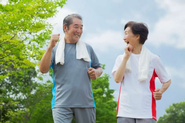 Bu 6 Denge Egzersizi ile Yaşlıları Düşme Riskinden Koruyun
