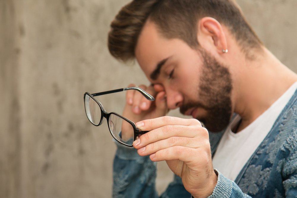6 อาการผิดปกติที่เกิดขึ้นจากการขยี้ตาบ่อยๆ