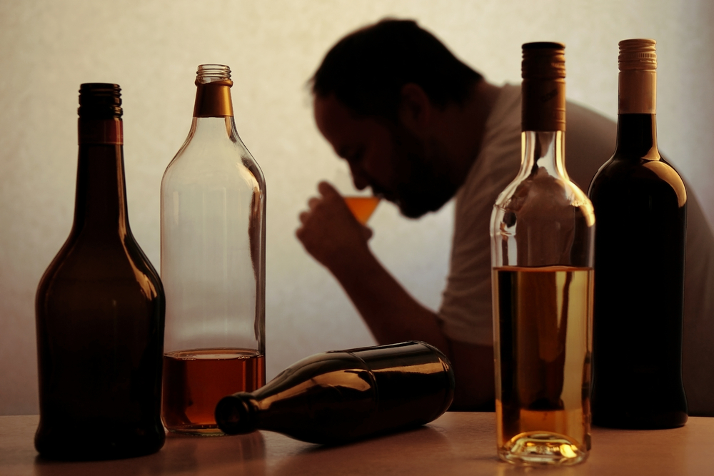 Berapa Banyak Alkohol Yang Harus Anda Minum untuk Ketagihan?
