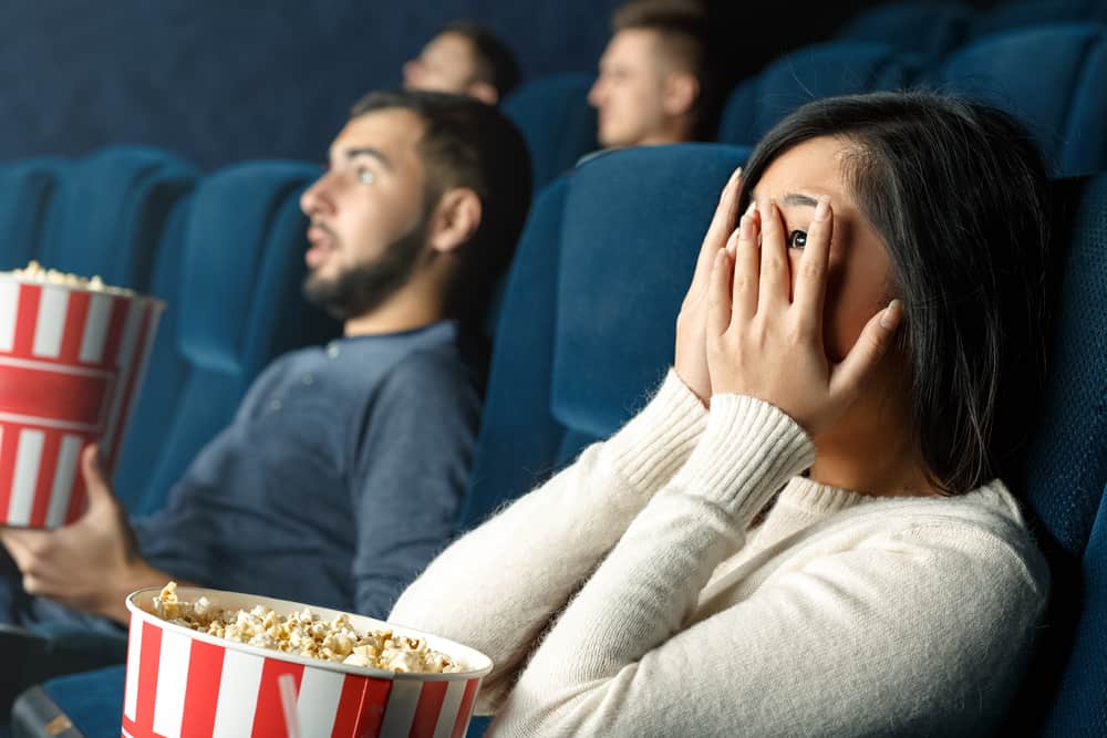 Kolay Endişeli İnsanlar Neden Korku Filmleri İzlemeyi Sever?