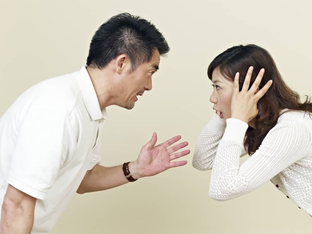8 Tanda Anda Mengalami Kekerasan Emosi Dalam Hubungan Anda