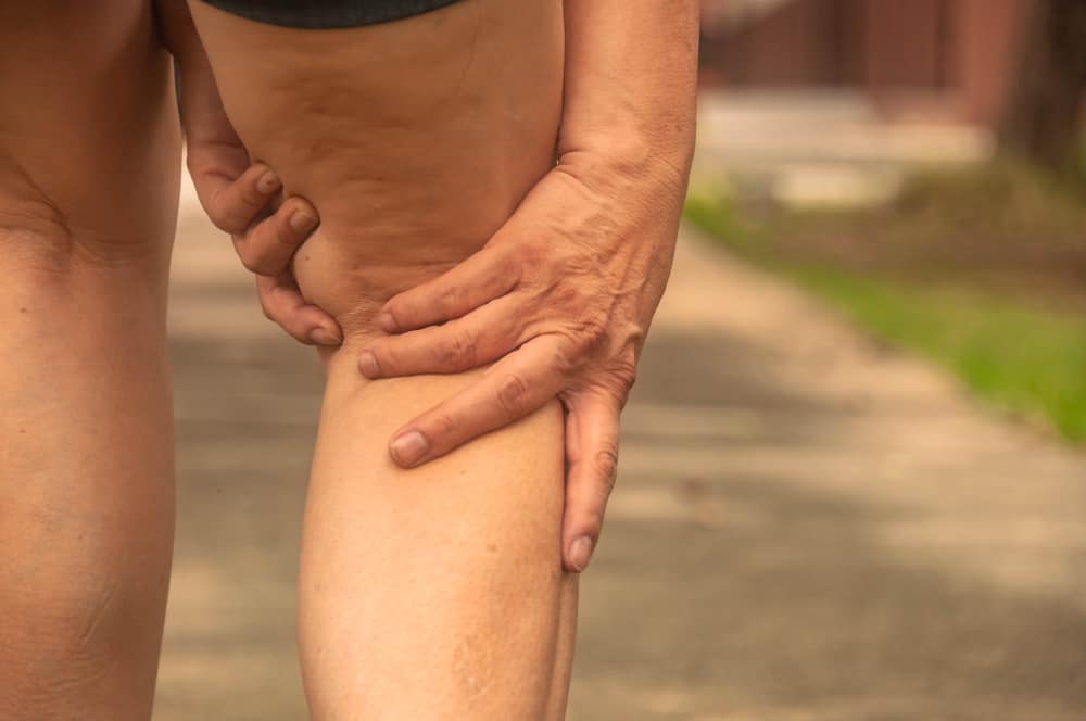 Sakit di Kawasan Lutut? Berikut adalah pelbagai sebab dan cara mengatasinya