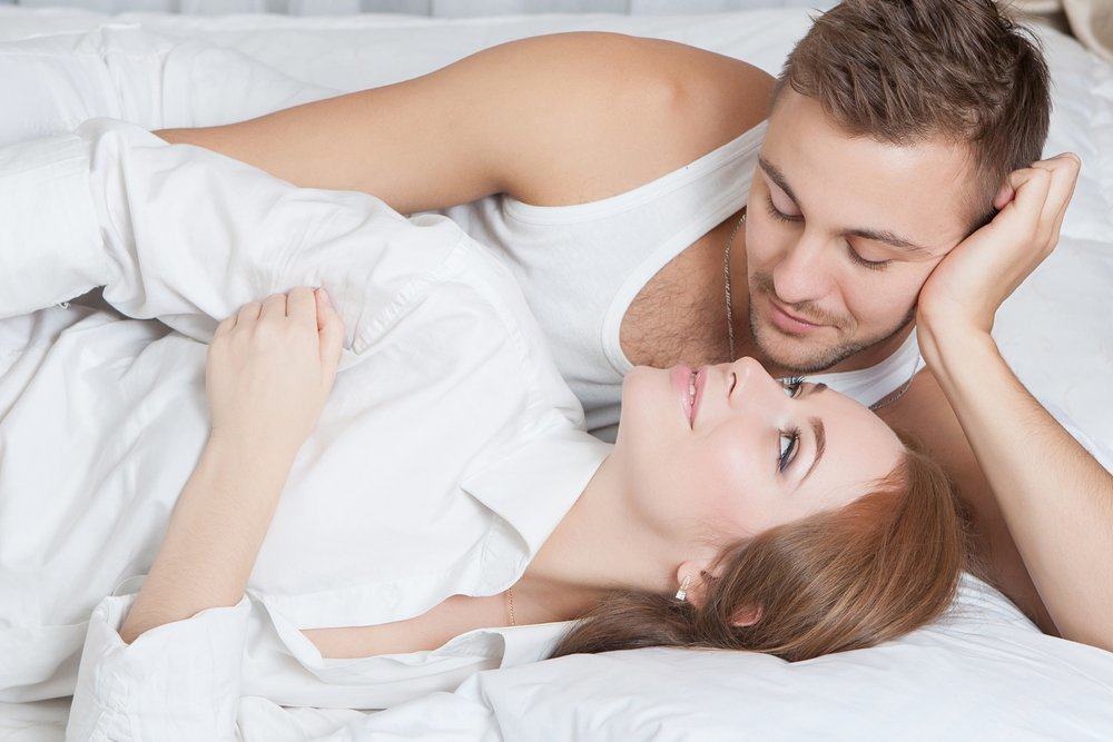 6 sebab seks lebih menyeronokkan dengan lampu menyala