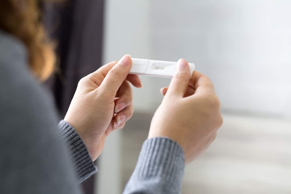 Adakah benar bahawa ujian kehamilan lebih tepat jika dilakukan pada waktu pagi?