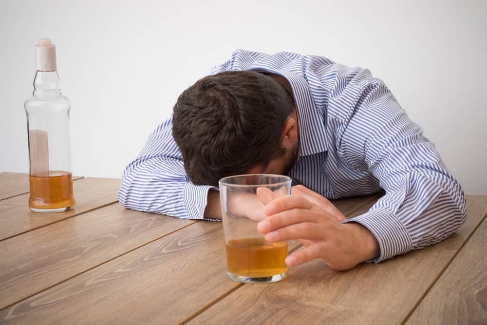 Kupas Sepenuhnya Kesan Sebenar Bahaya Alkohol pada Tubuh: Kerosakan Jantung dan Ginjal
