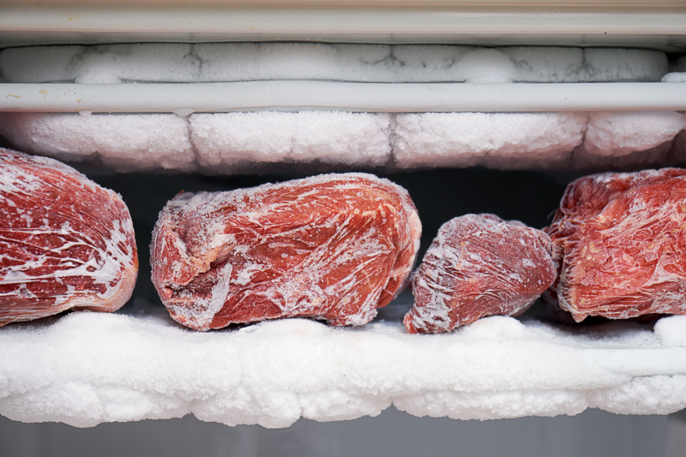 Scongelare la carne congelata non può essere trascurato, ecco il modo esatto!