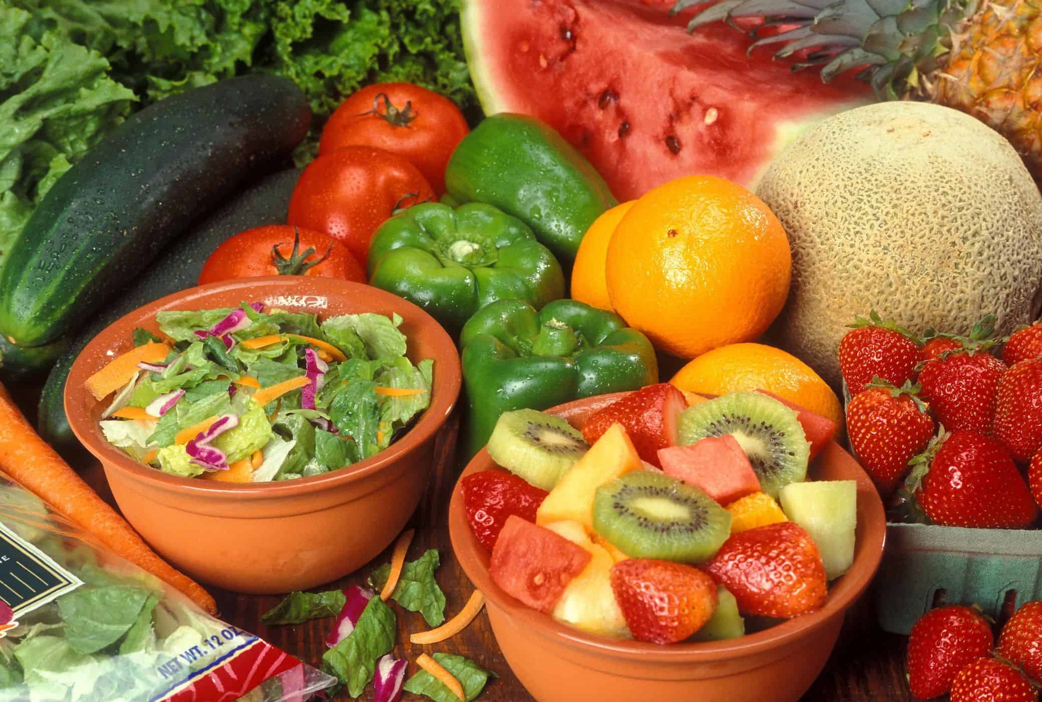 الخضار والفواكه الطازجة مقابل الفواكه والخضروات المجمدة ، أيهما أكثر تغذية؟