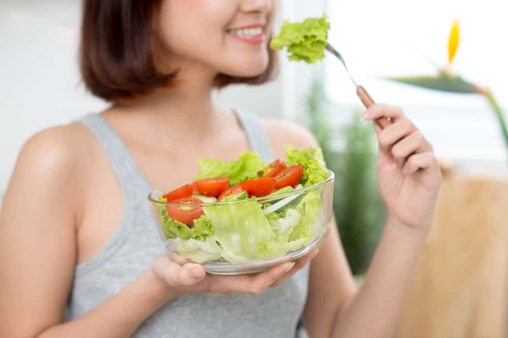 多くの活動をしている人々のために健康的な食事パターンを実装するための4つのヒント