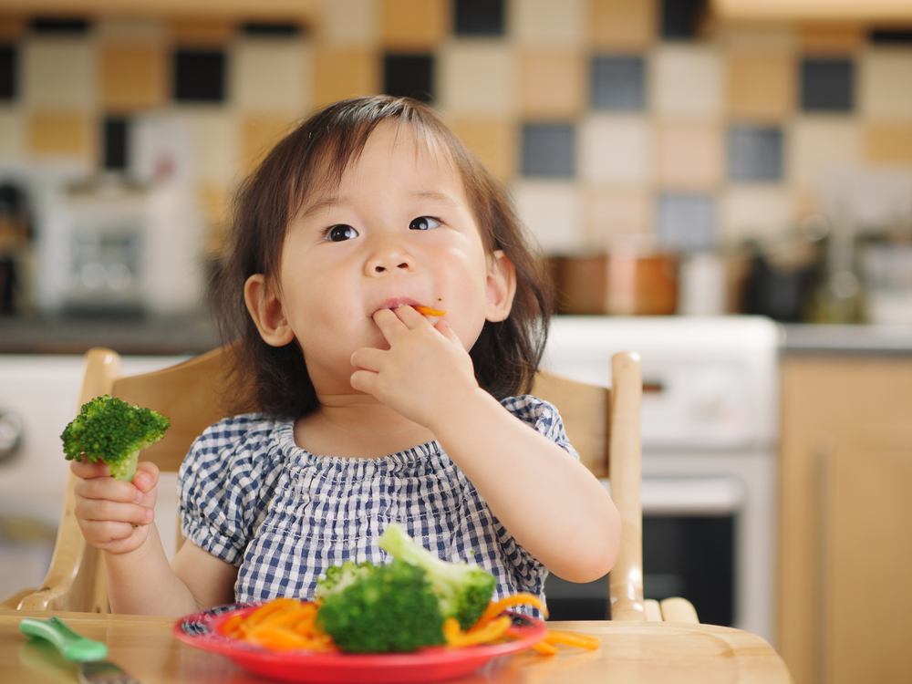 4 ขั้นตอนที่ชาญฉลาดในการแนะนำผักให้กับเด็กตั้งแต่อายุยังน้อย