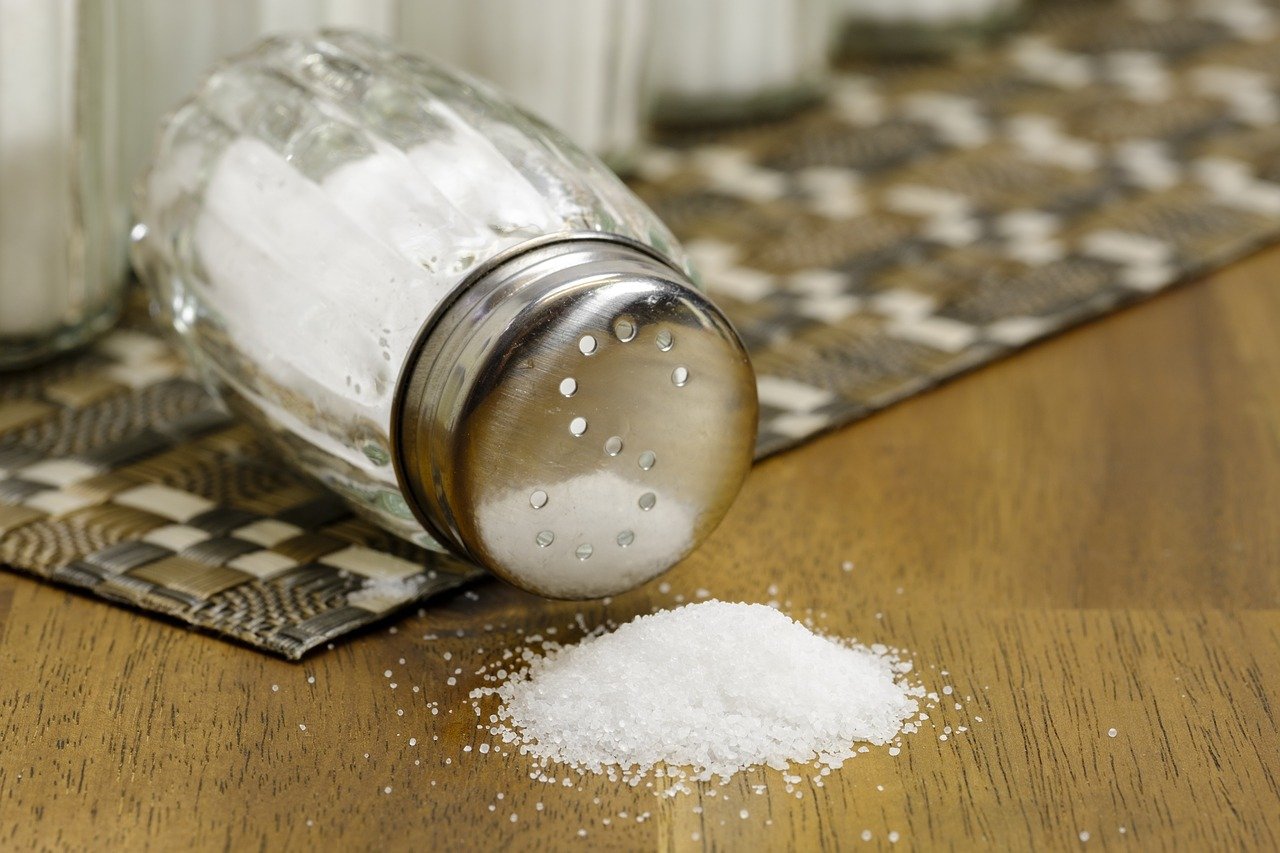 糖尿病患者のための安全な塩消費規則