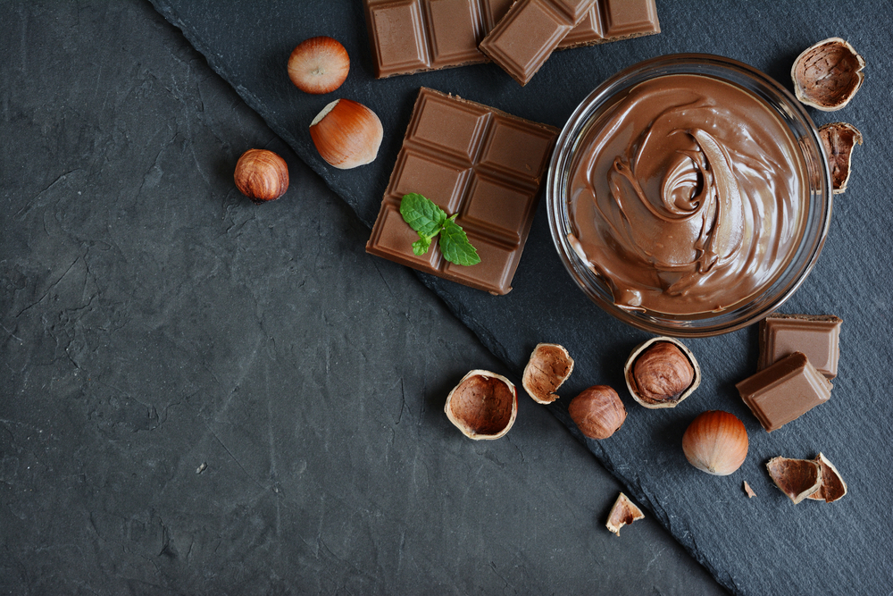 إنه لذيذ ، لكن هل الشوكولاتة زبدة الفول السوداني صحية؟